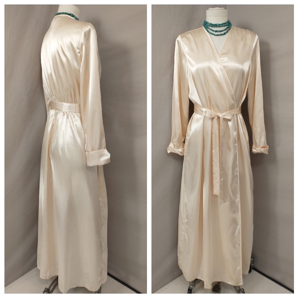 Satin Glamour Robe Blush Buttercream Hollywood Feminine Fem sz L/XL by Flora - Picture 1 of 12